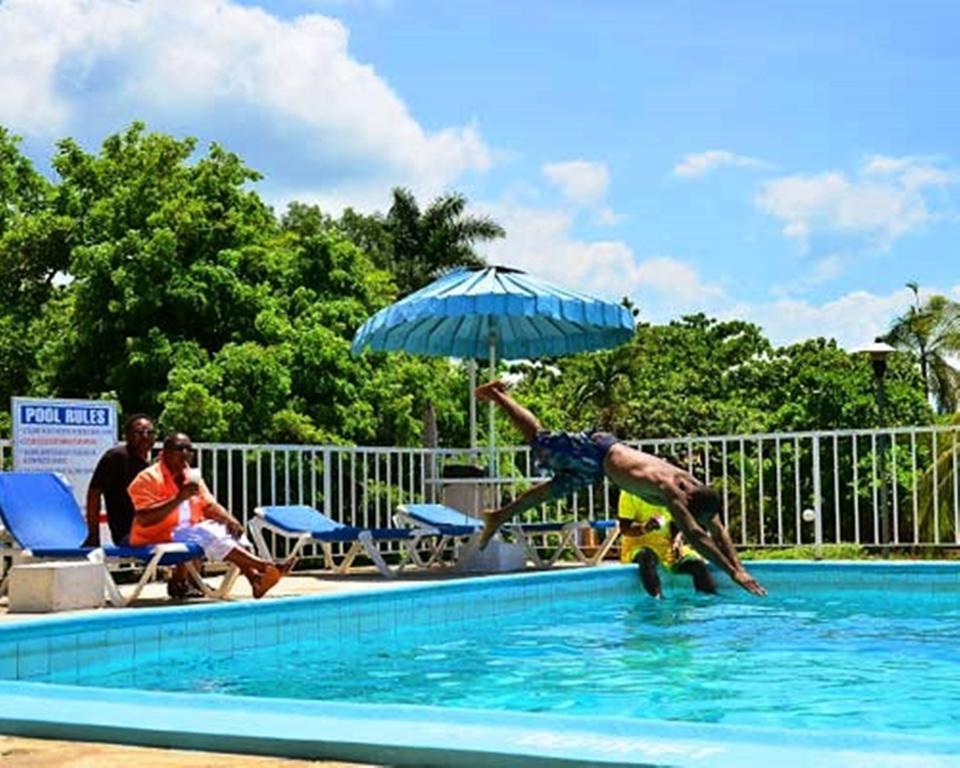 El Greco Resort Montego Bay Exterior foto